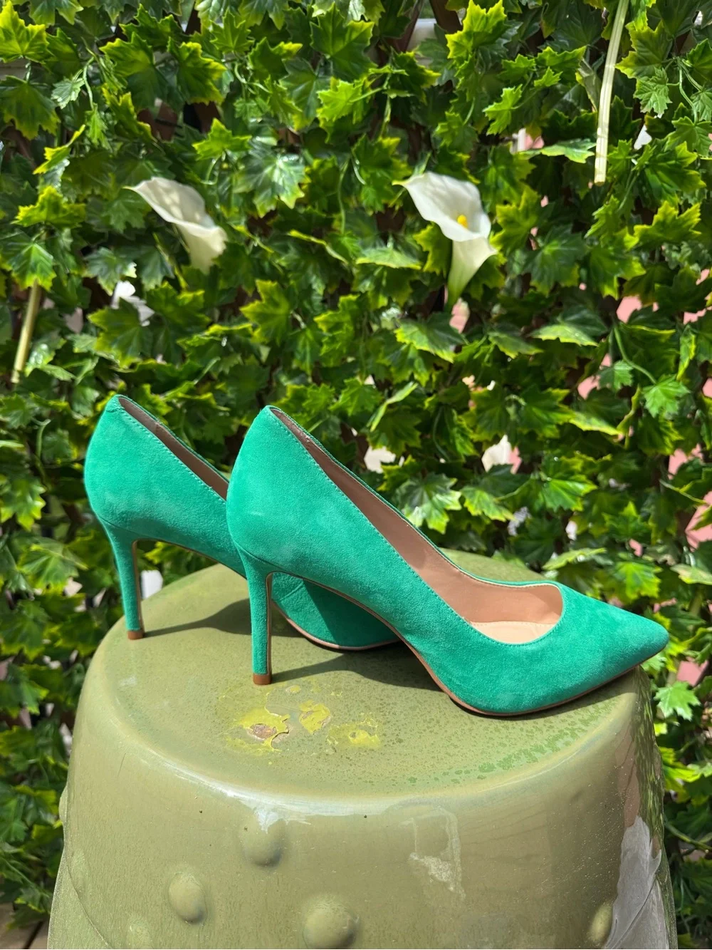Banana Republic Teal Suede Pointed-Toe Pumps